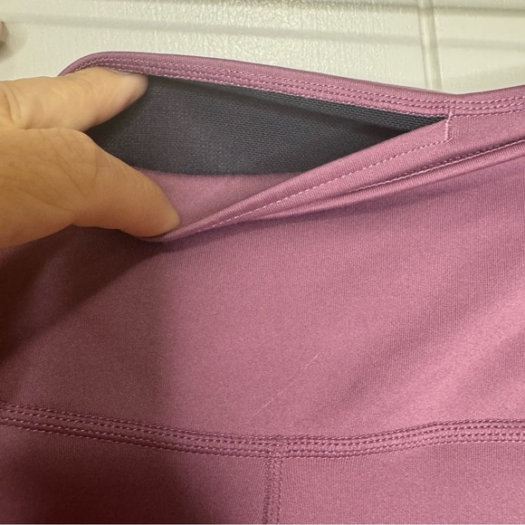 Nike Training One Sculpt tight leggings in mauve - Picture 7 of 16
